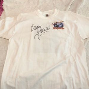 Autograph cruisin’ exotica tshirt